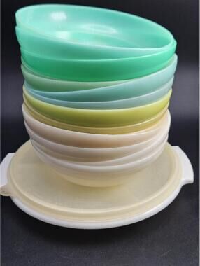 Vintage Tupperware Lot 17pc Bowl Set Divided Tray Orange Seal N Serve Spoon Rest